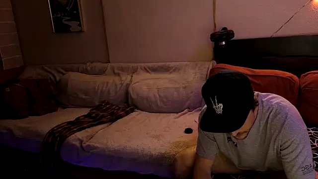 Dozercockweed online show from April 2026 08:23:01 PM