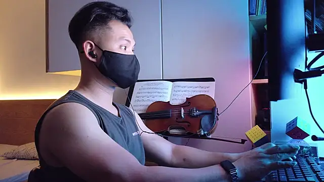 OnlyHand9x online show from May 2026 04:15:02 PM