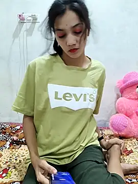 Honey lily-93 online show from March 2026 07:47:02 AM