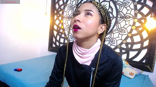 salome willianss online show from February 2026 01:38:02 PM