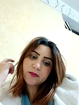 Noorarab1 online show from January 2026 03:49:01 PM