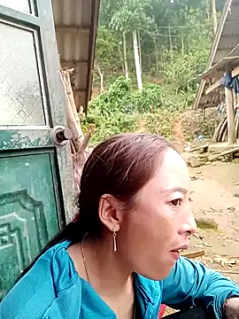 muamua99 online show from March 2026 03:44:02 AM