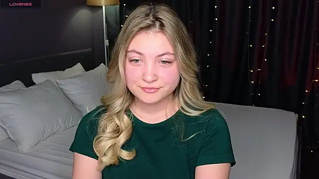 Angel  Grace online show from January 2026 12:26:02 AM