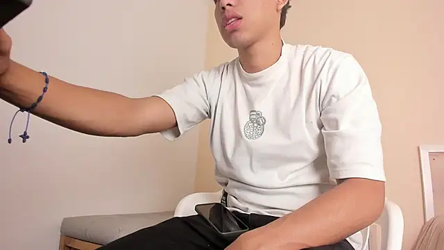 AustinTowers online show from January 2026 04:45:01 PM