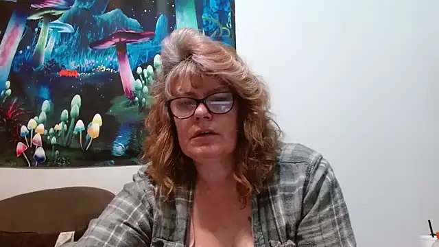 ladylavende3 online show from February 2026 06:43:02 AM