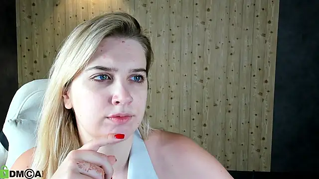 SoftLana online show from February 2026 04:05:02 AM