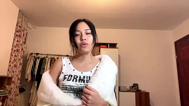 RenSato  online show from January 2026 06:31:02 PM