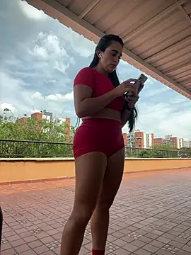 RoseOnYou online show from April 2026 07:29:01 PM