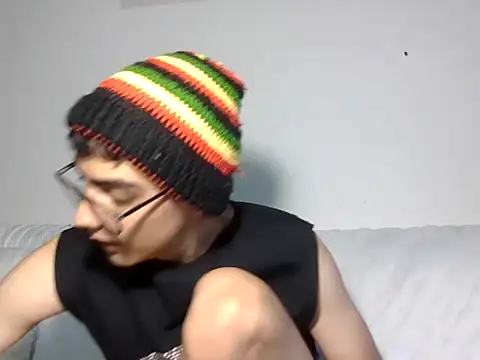 Colombian0baby online show from January 2026 10:36:01 PM