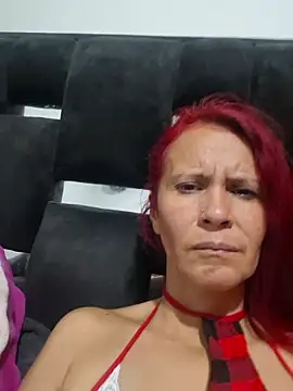 cintia love online show from April 2026 10:23:02 PM