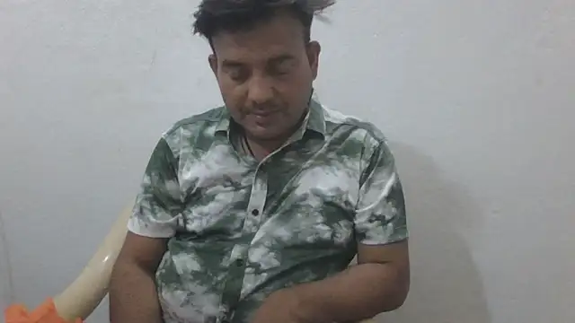 KUMA 500 online show from April 2026 09:14:02 AM