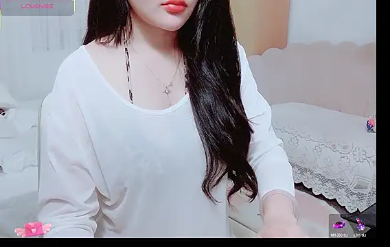 Snapshot of Junnatalie__ chatting on June 2026 03:15:01 AM Junnatalie online show from June 2026 03:15:01 AM