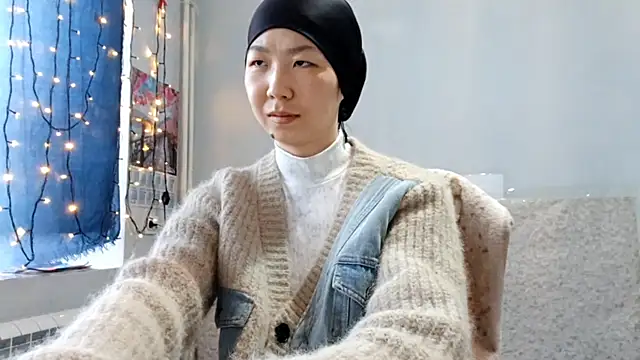 VuiCutie online show from January 2026 03:53:01 AM