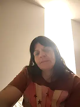 Snapshot of Petitegreeneyez69 chatting on February 2026 10:33:01 AM Petitegreeneyez69 online show from February 2026 10:33:01 AM