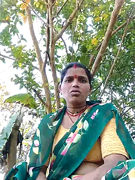 Snapshot of Jyoti_sekh chatting on February 2026 06:39:02 AM Jyoti sekh online show from February 2026 06:39:02 AM