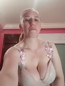 Adinashow12 online show from March 2026 06:29:01 PM