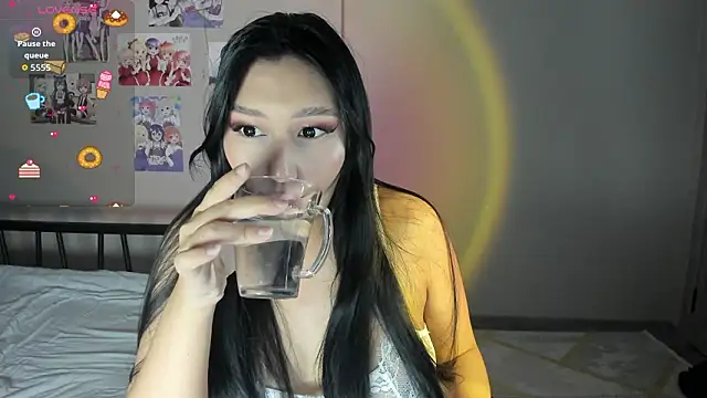 Snapshot of yunami__chan chatting on February 2026 01:20:02 PM yunami chan online show from February 2026 01:20:02 PM