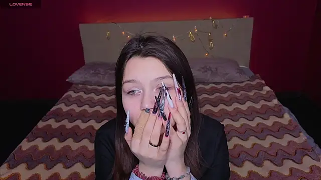 xxxnaughtyfoxyxxx online show from April 2026 11:07:02 AM