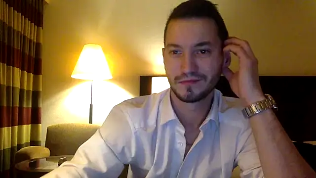 batschi0512 online show from January 2026 10:36:01 PM