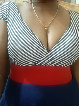 Meena Meenakshi online show from April 2026 07:01:02 PM