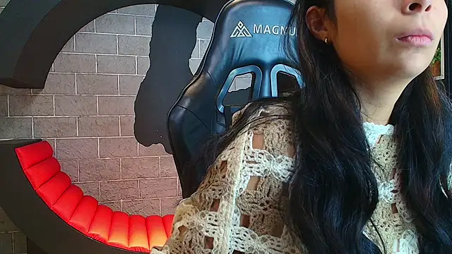 RoousseGil online show from January 2026 11:47:01 AM