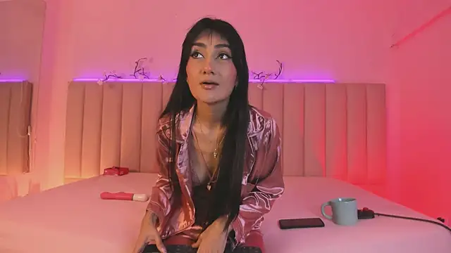 Denightjones online show from April 2026 03:23:01 AM