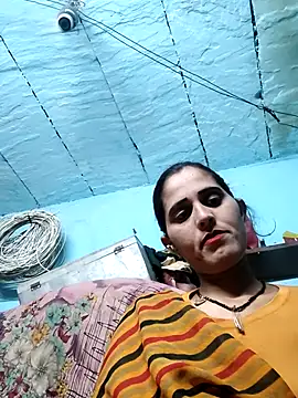 Snapshot of Bhavna8080 chatting on June 2026 03:43:02 PM Bhavna8080 online show from June 2026 03:43:02 PM