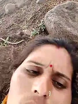 Snapshot of Bhavna8080 chatting on July 2026 07:21:01 AM Bhavna8080 online show from July 2026 07:21:01 AM