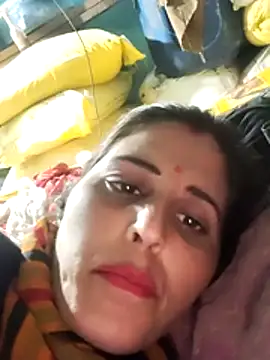 Snapshot of Bhavna8080 chatting on July 2026 01:15:02 PM Bhavna8080 online show from July 2026 01:15:02 PM