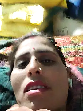 Snapshot of Bhavna8080 chatting on July 2026 04:00:01 PM Bhavna8080 online show from July 2026 04:00:01 PM