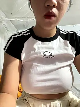 Likine002 online show from January 2026 01:31:02 AM