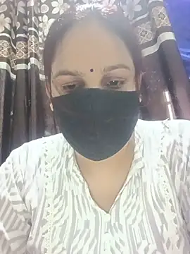 Snapshot of 01Roshani chatting on July 2026 10:30:02 AM 01Roshani online show from July 2026 10:30:02 AM