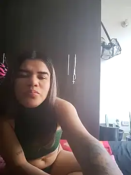 Snapshot of laperracobarde chatting on March 2026 07:10:02 PM laperracobarde online show from March 2026 07:10:02 PM