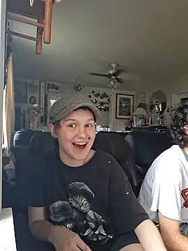 SugarNCinnamon online show from May 2026 11:23:01 PM