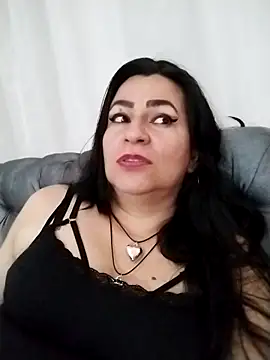 Helen Novoa online show from April 2026 08:42:02 PM