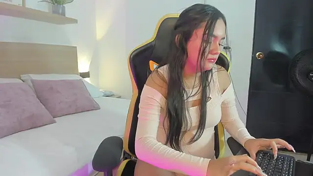 mara08  online show from January 2026 07:37:02 PM