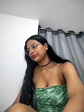 KATALINA SANTANA  online show from March 2026 11:52:02 PM