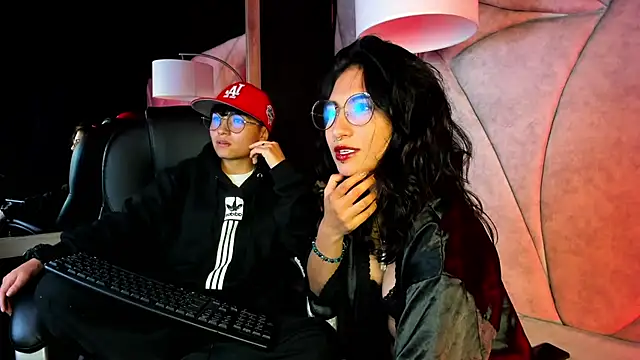 velvet mystic online show from April 2026 03:50:01 AM