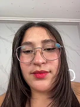 CrystalFairy007 online show from June 2026 04:50:01 AM