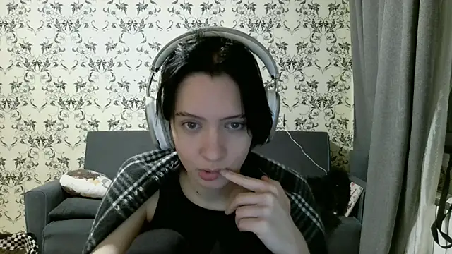 LxayBloom online show from March 2026 02:54:02 PM