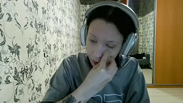 LxayBloom online show from April 2026 01:38:02 AM