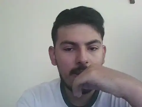 Snapshot of Mateotubbe chatting on July 2026 03:14:02 PM Mateotubbe online show from July 2026 03:14:02 PM