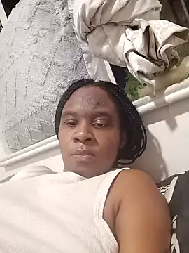 Snapshot of princess-boobz chatting on February 2026 06:03:02 PM princess-boobz online show from February 2026 06:03:02 PM