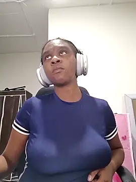 Snapshot of princess-boobz chatting on February 2026 07:34:02 PM princess-boobz online show from February 2026 07:34:02 PM