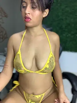 PaulaSweetFire  online show from February 2026 09:30:01 PM