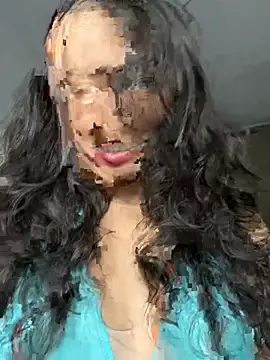 auroramooon online show from February 2026 03:03:02 AM