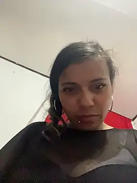 cinthia2011 online show from January 2026 02:25:01 AM