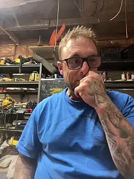 WIDBIGWHITECOCK online show from June 2026 02:34:02 AM
