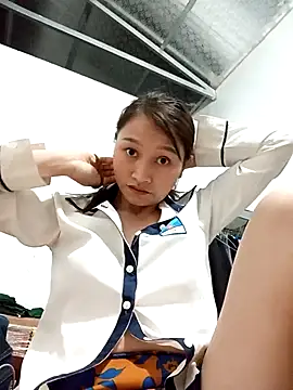 yumyum112 online show from March 2026 01:50:02 PM