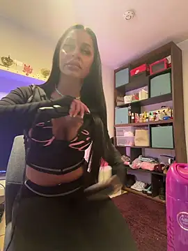 sweetxlayla online show from March 2026 01:46:02 PM